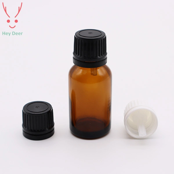 Deep Amber Glass Dropper Bottles Used for Filling Essential Oils